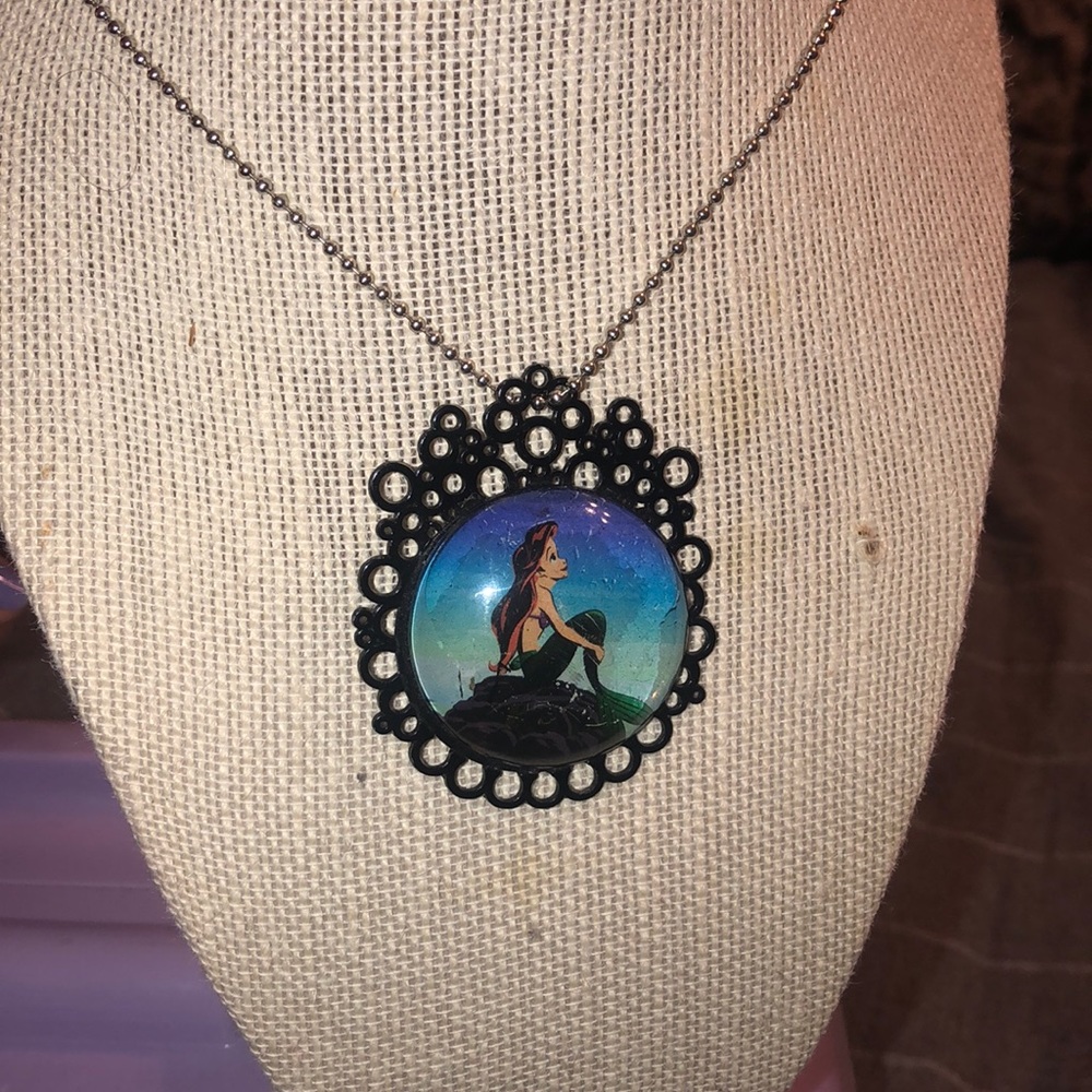 The little mermaid necklace